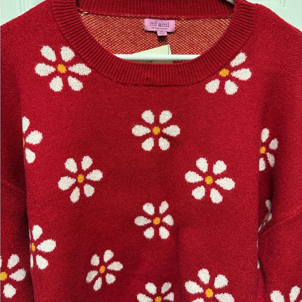 Mi Ami by Francesca’s Red Daisy Cropped Sweater and daisy earrings lot